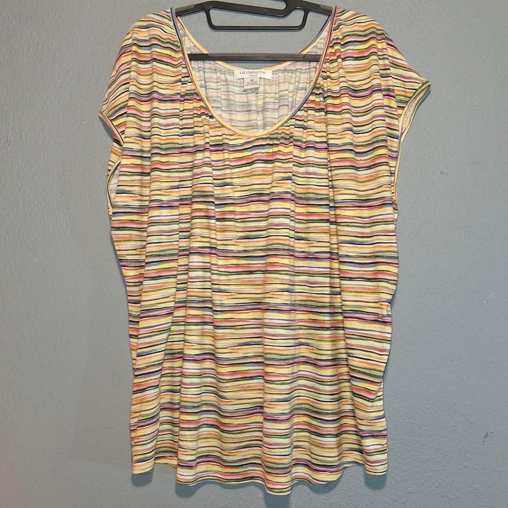 Liz Claiborne multicolored short sleeve top
